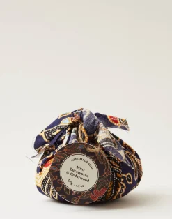 Natura Selection Pastilla Jabón Envuelta Tela 120g